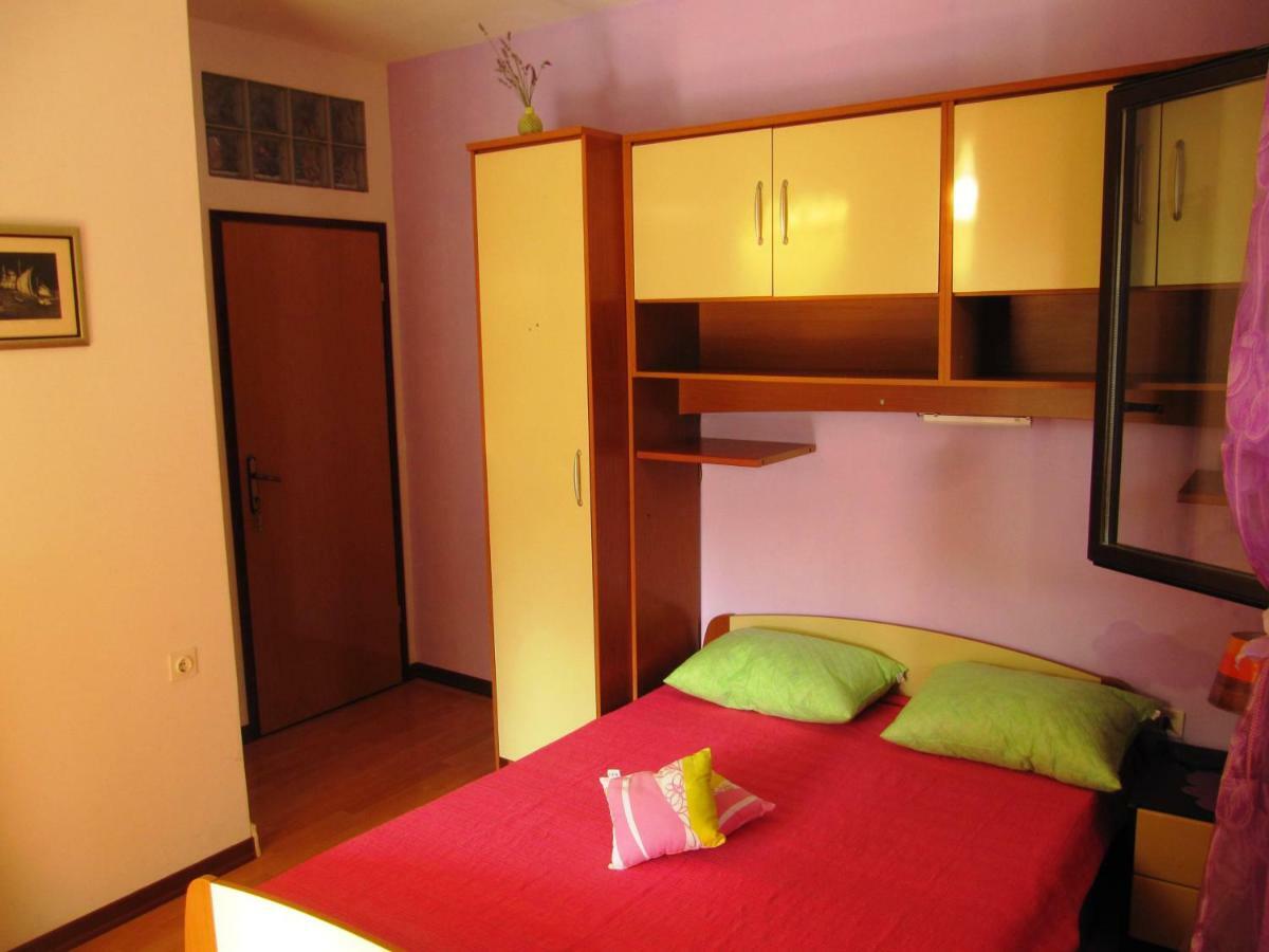 Apartmans And Rooms Dunjini Dvori 科尔丘拉 外观 照片